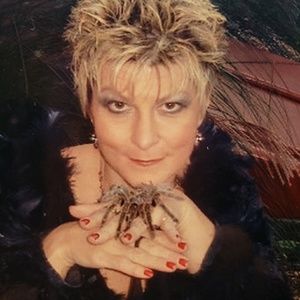 Meet your Posher, Carolanne